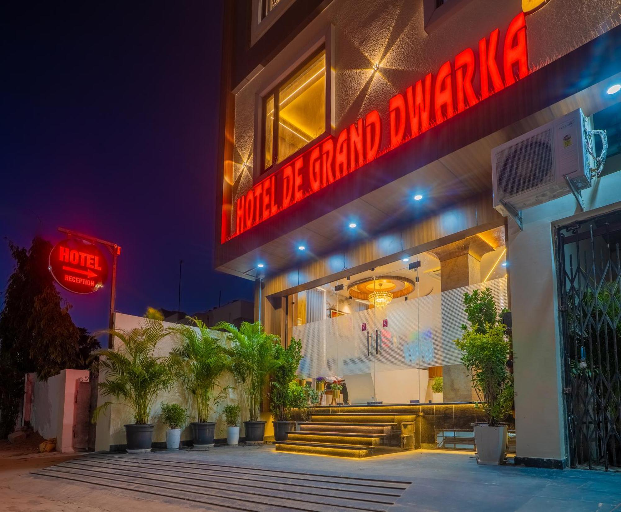 Hotel De Grand Dwarka-near Airport
